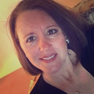 Meet your Posher, Suzanne